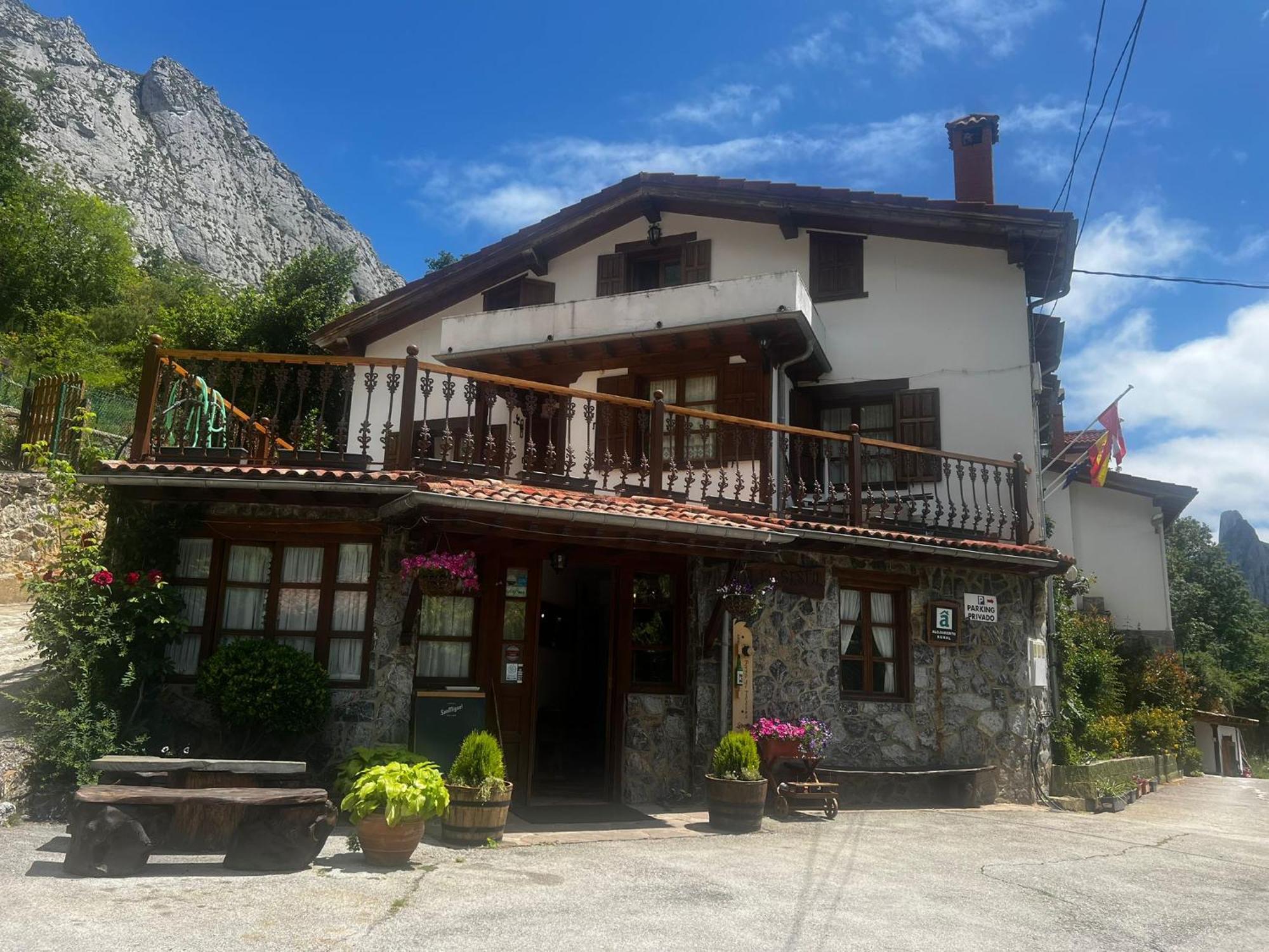 Hotel Rural El Sestil Dobres Exterior foto